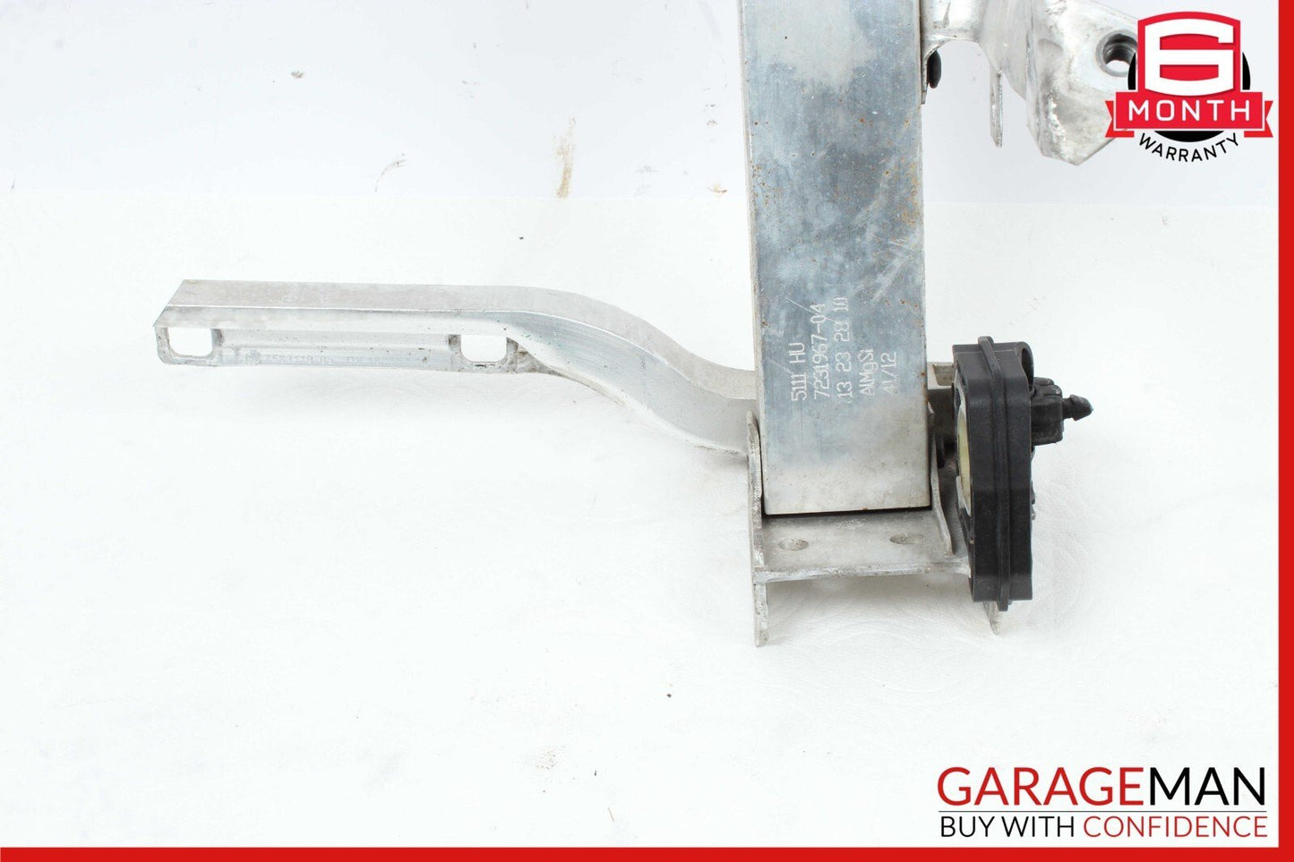 09-19 BMW F06 650i 550i Front Left Bumper Reinforcement Bracket 723196704 OEM