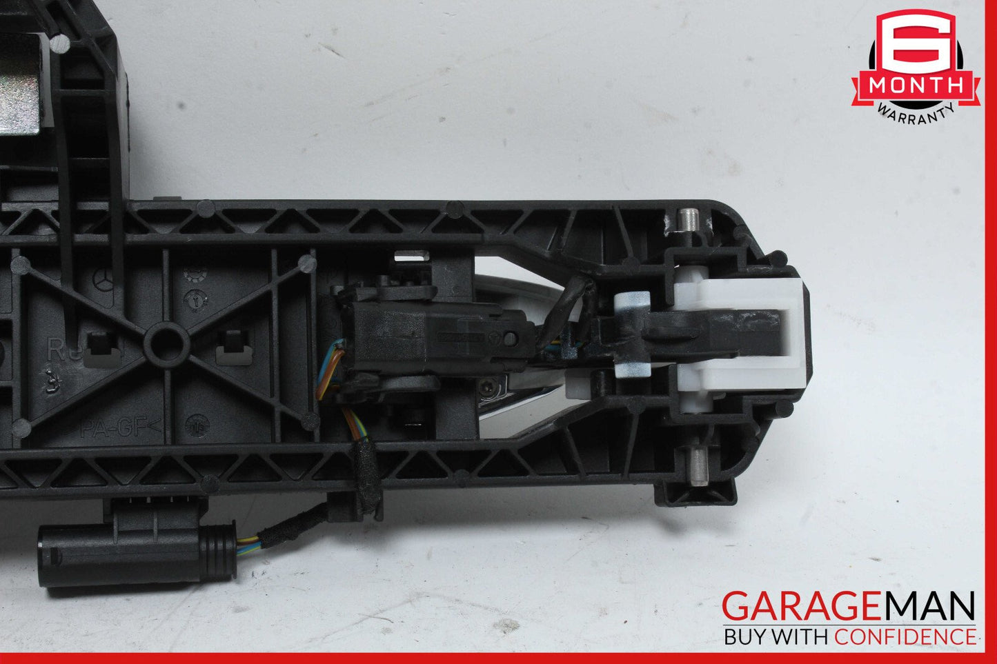 10-17 Mercedes W204 C250 Front Right Side Exterior Door Handle Keyless Go OEM