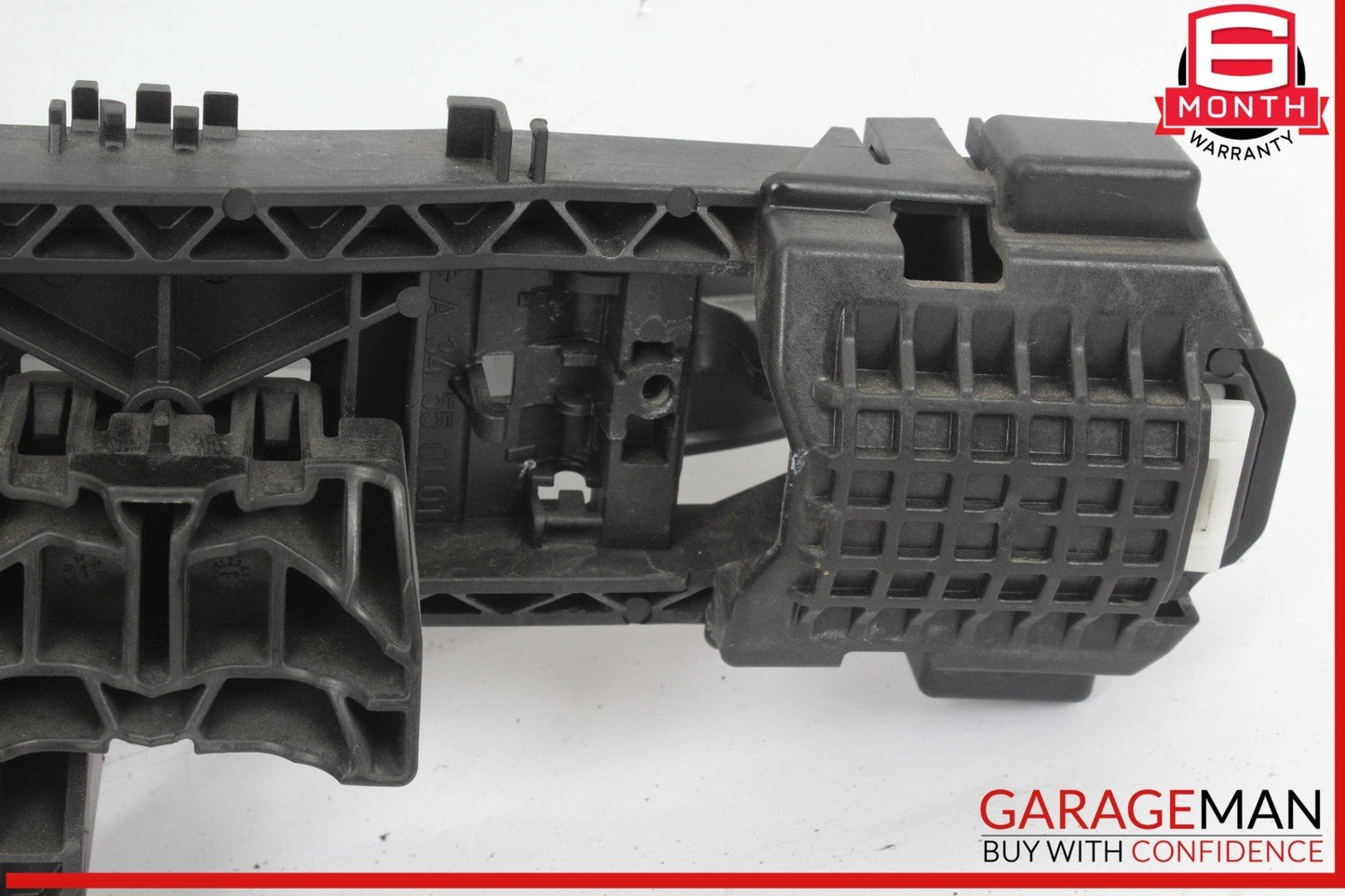 14-19 Mercedes W117 CLA250 Front Left Side Exterior Door Handle Keyless Go OEM