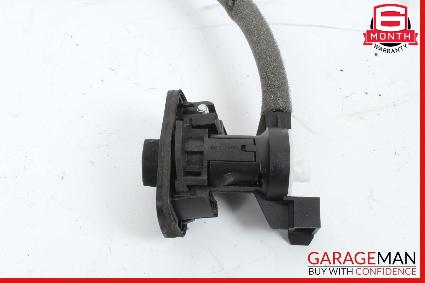 08-17 Mercedes W204 C300 E350 Trunk Lid Latch Cylinder Lock Actuator Assembly
