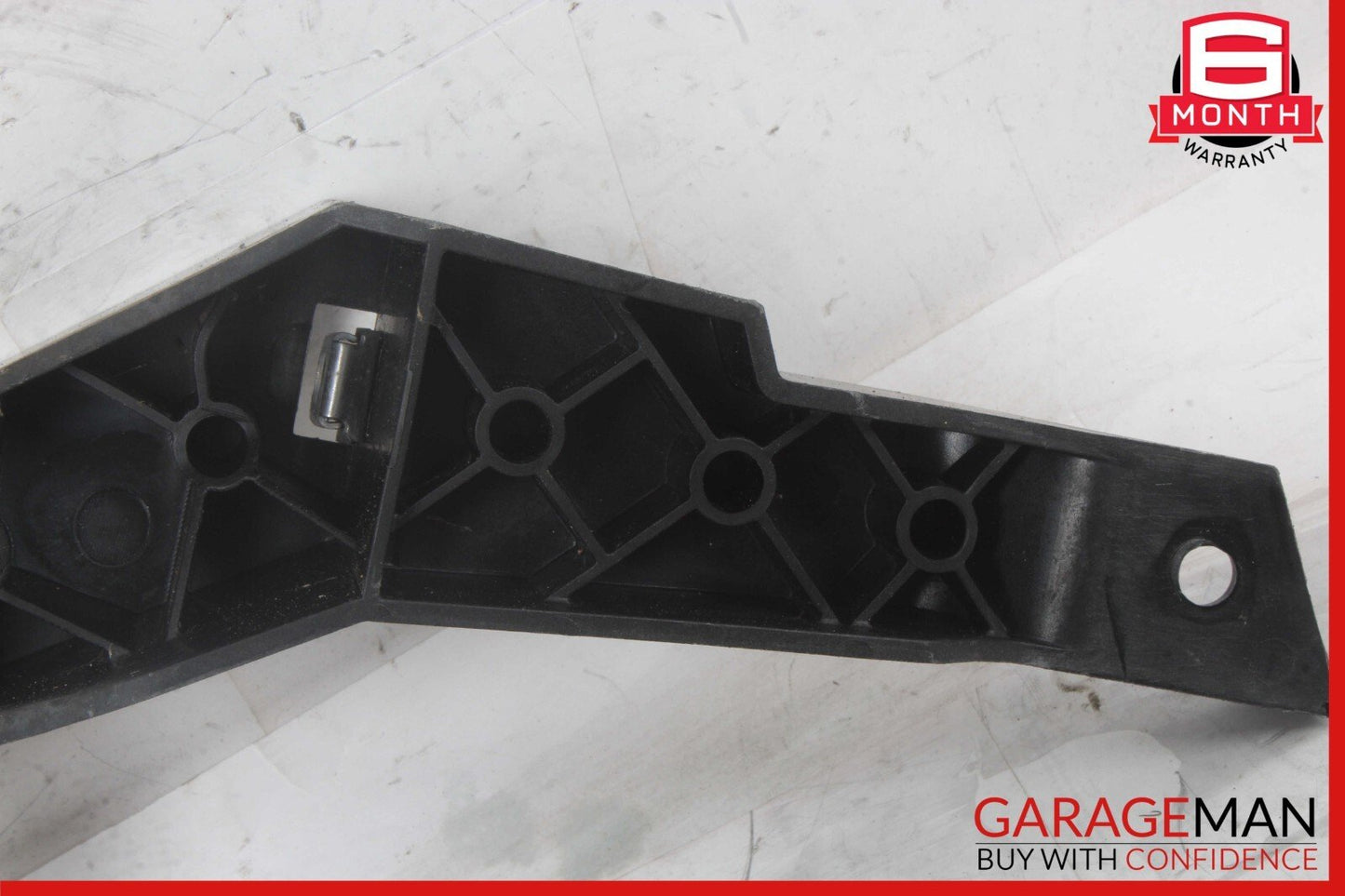 14-21 BMW i3 i3s Front Right Side Headlight Mount Support Bracket OEM