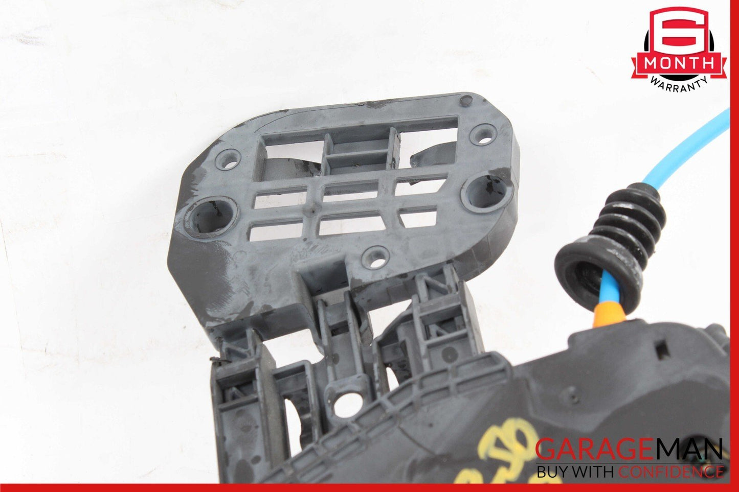 14-18 Mercedes W117 CLA250 CLA45 AMG Front Right Side Door Lock Latch Actuator
