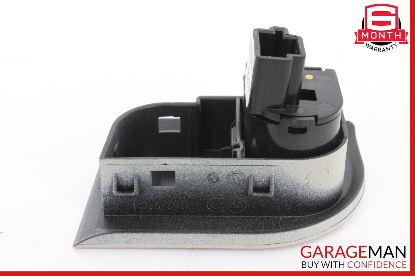 14-17 Maserati Quattroporte M156 Trunk Lid Release Boot Button 68141864AA OEM