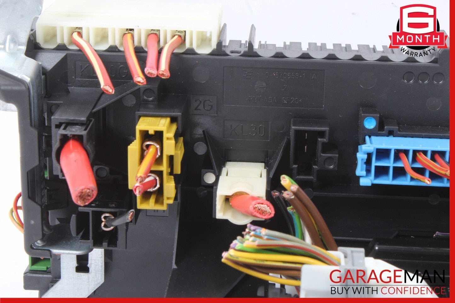10-18 Mercedes W212 E350 CLS550 Rear SAM Module Relay Fuse Box 2129005201 OEM