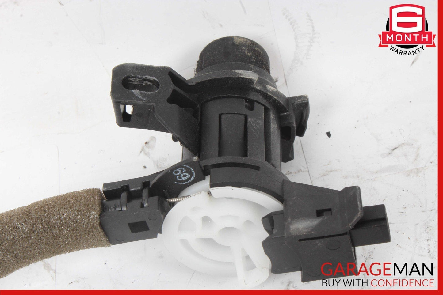 08-17 Mercedes W218 CLS500 E350 E550 Rear Trunk Lid Latch Lock Actuator OEM