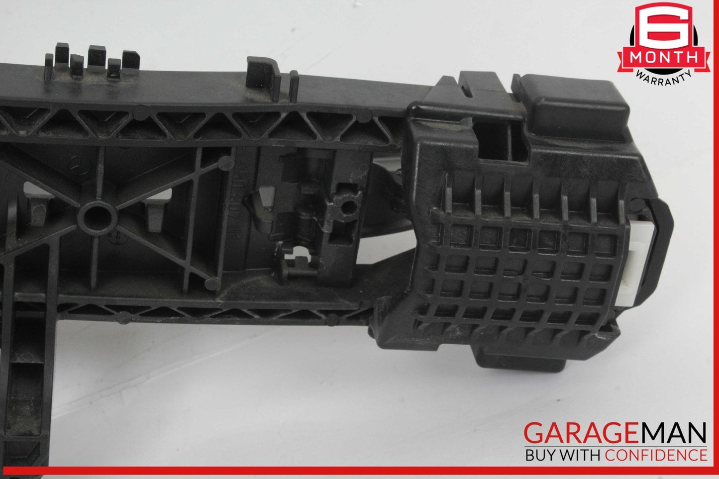 14-19 Mercedes W117 CLA250 CLA45 AMG Rear Left Side Exterior Door Handle OEM