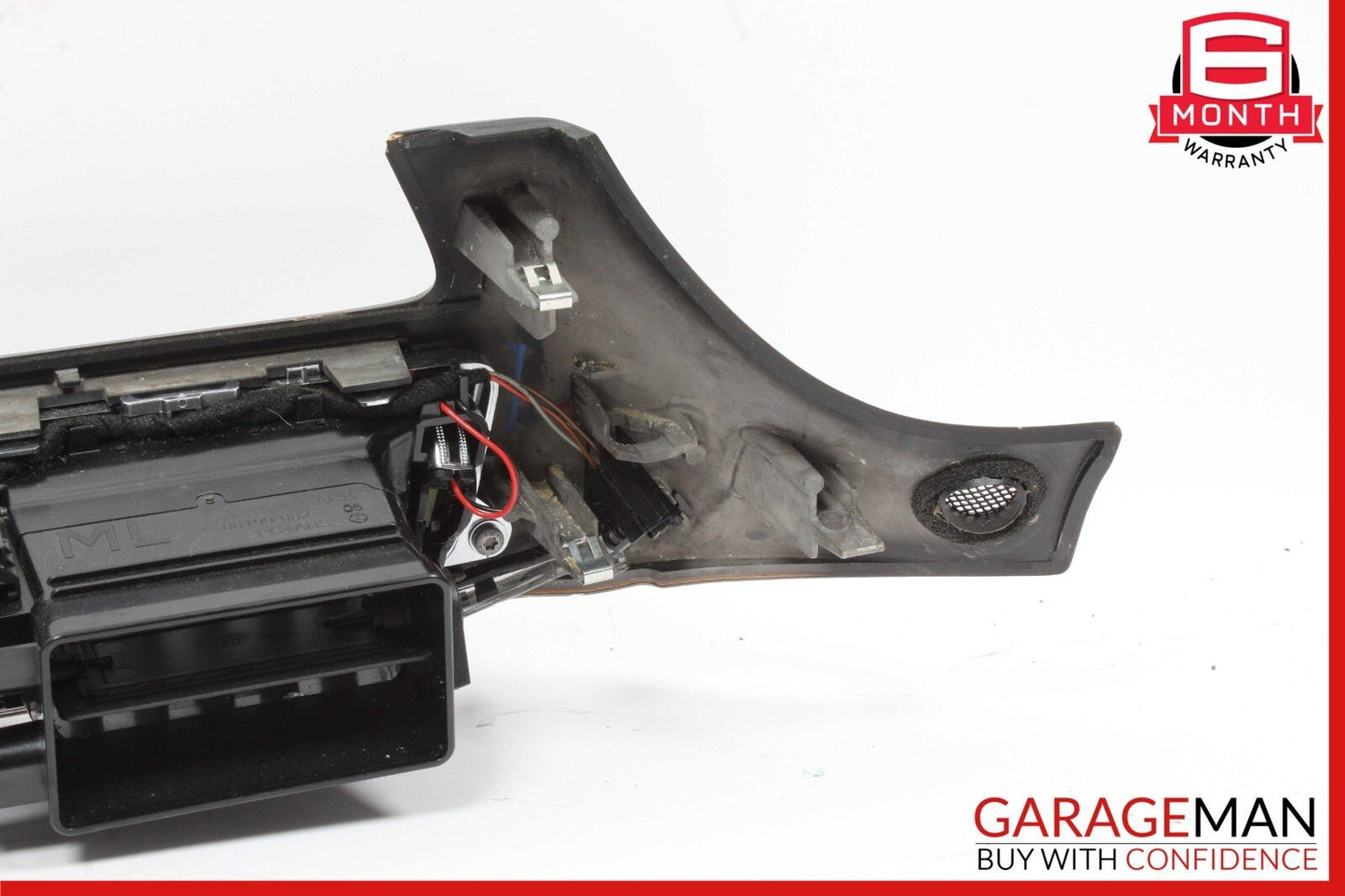 12-18 Mercedes W218 CLS500 CLS550 CLS63 Dashboard Trim Bezel Air Vent Cover Assy