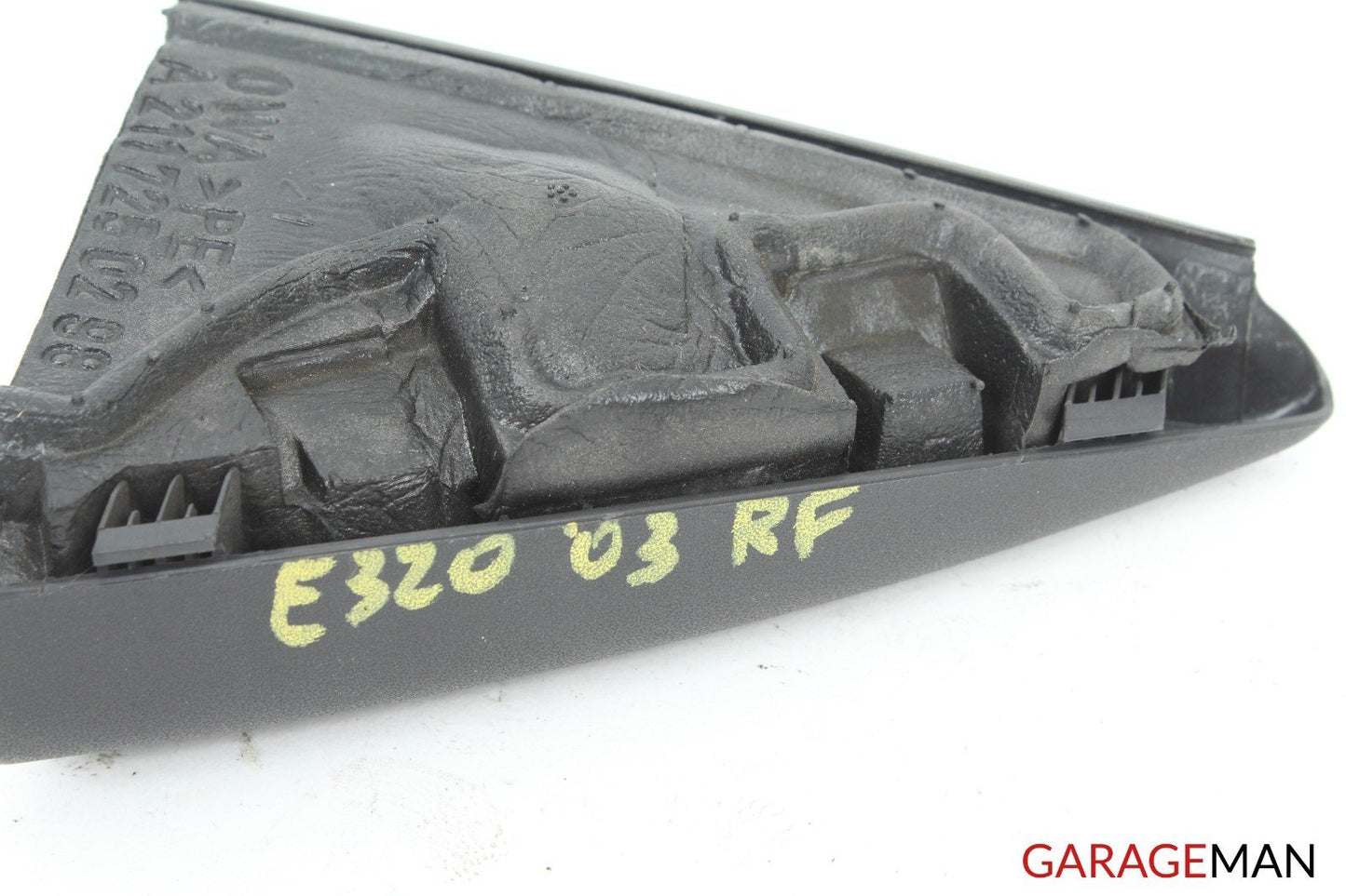03-09 Mercedes W211 E320 Front Right Passenger Side Tweeter Speaker Cover A31