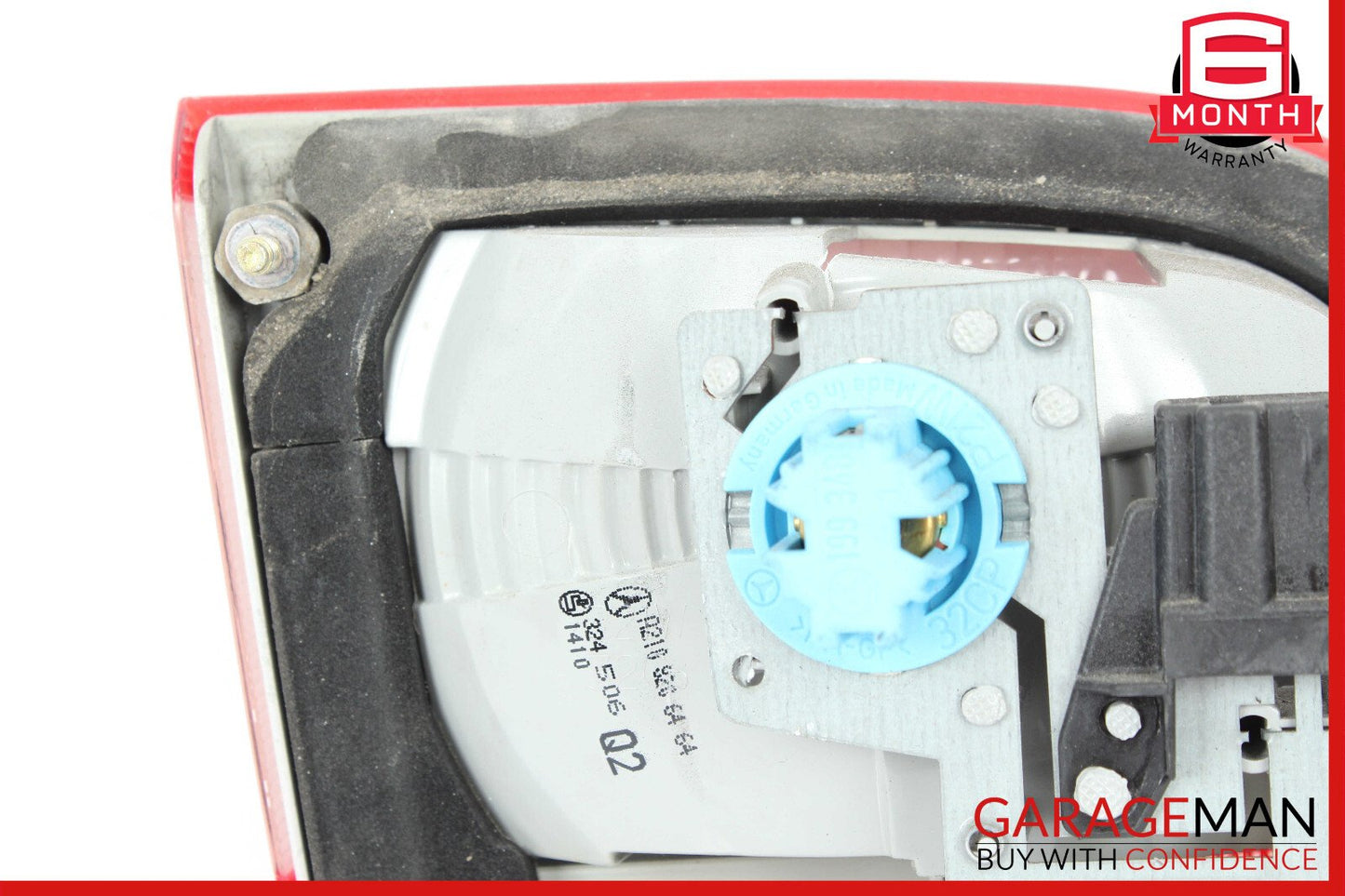 00-03 Mercedes W210 E320 Wagon Inner Tail Light Lamp Rear Right Side OEM