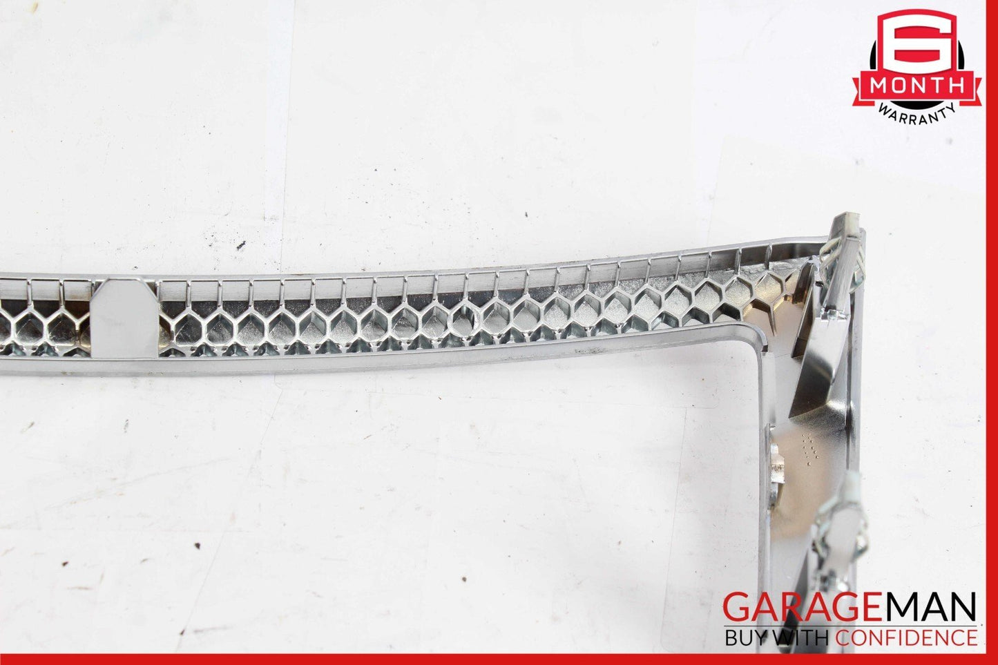 12-16 Mercedes X166 GL450 ML550 Center Console Command Unit Radio Bezel Trim OEM