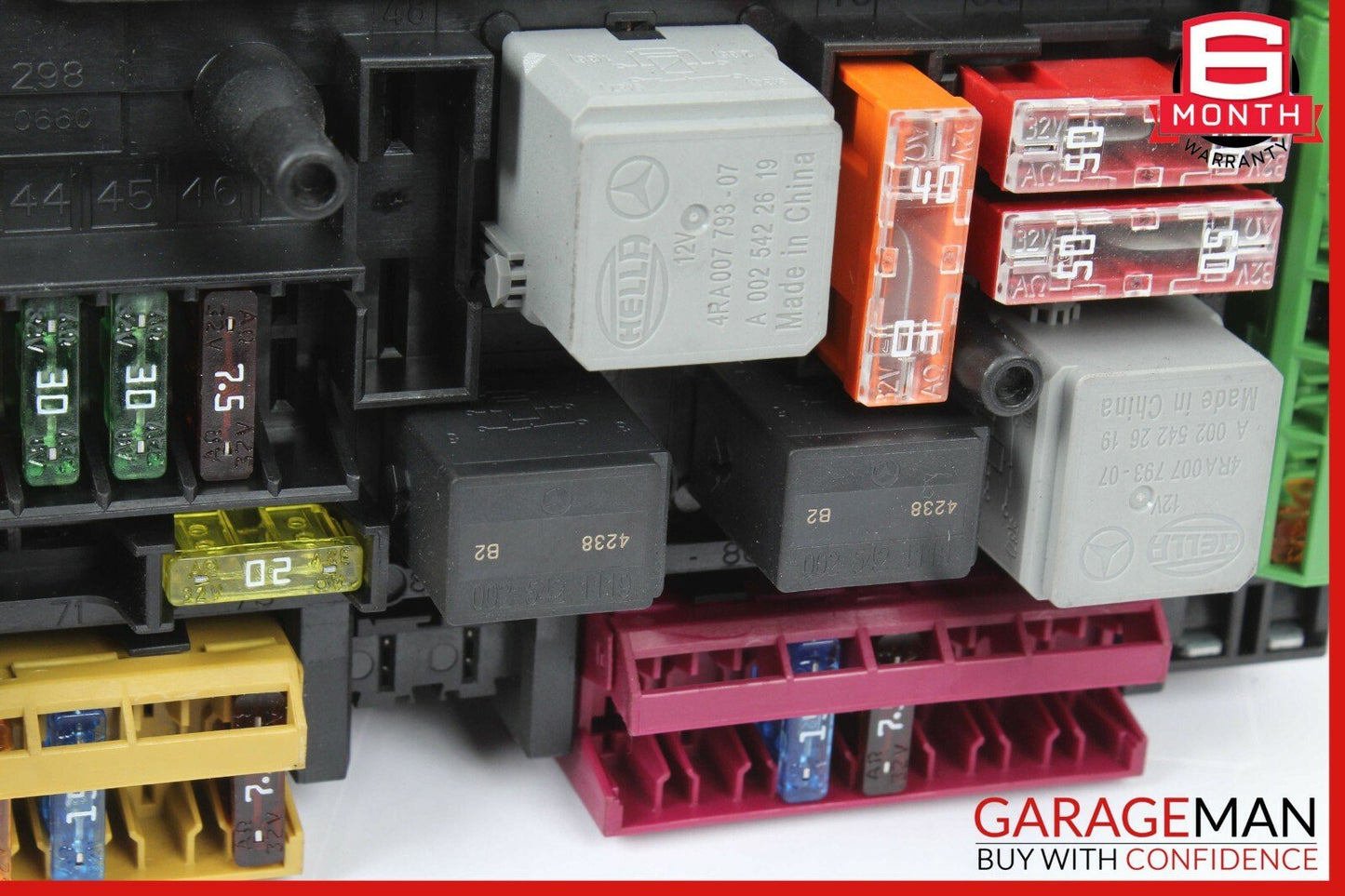 12-14 Mercedes W204 C250 C300 C350 Rear SAM Relay Fuse Box Assembly OEM