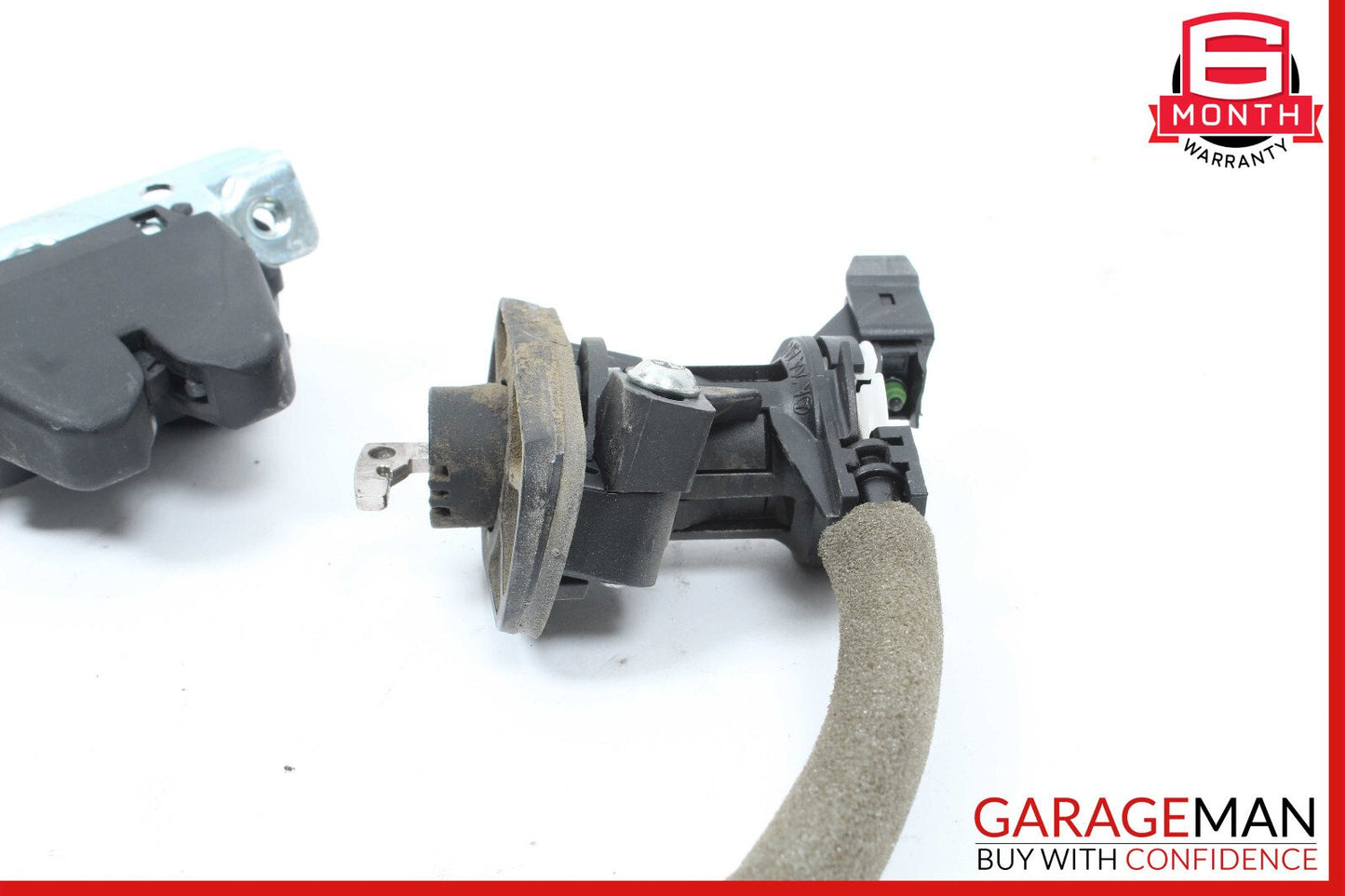 08-17 Mercedes W204 C300 E550 Trunk Lid Latch Lock Actuator w/ Key OEM