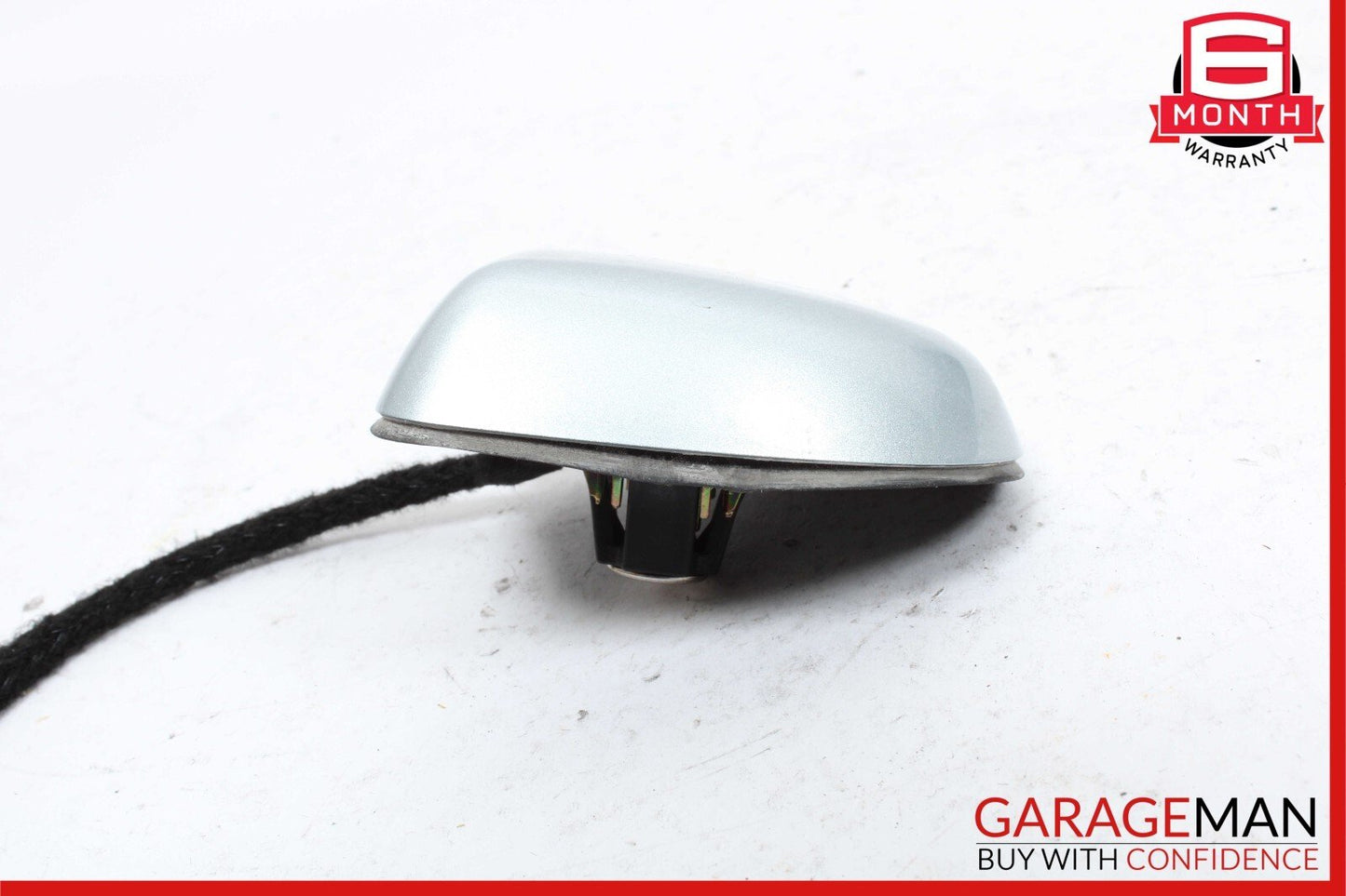 05-11 Mercedes R230 SL500 SLK280 Rear Trunk Navigator GPS Antenna Assembly OEM