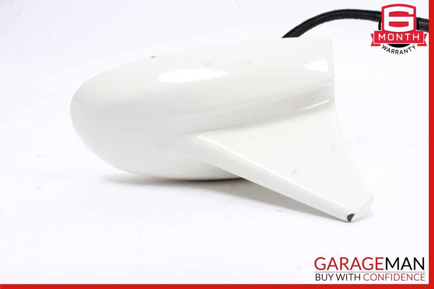 13-17 Maserati Quattroporte M156 Top Roof Shark Fin Antenna 670026006 White OEM