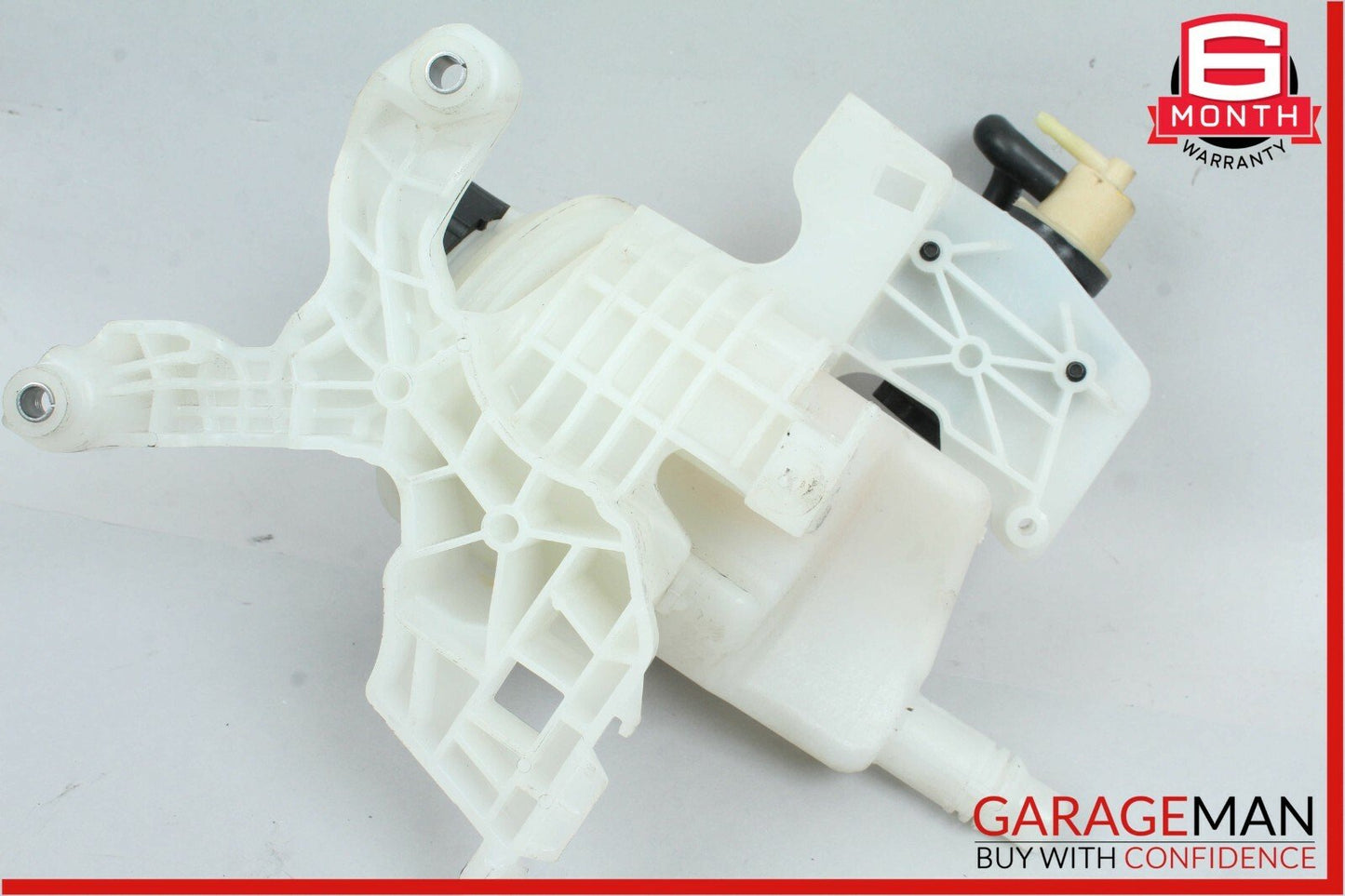 16-18 Mercedes W213 E400 4Matic Engine Turbo Pressure Sensor Reservoir Assembly