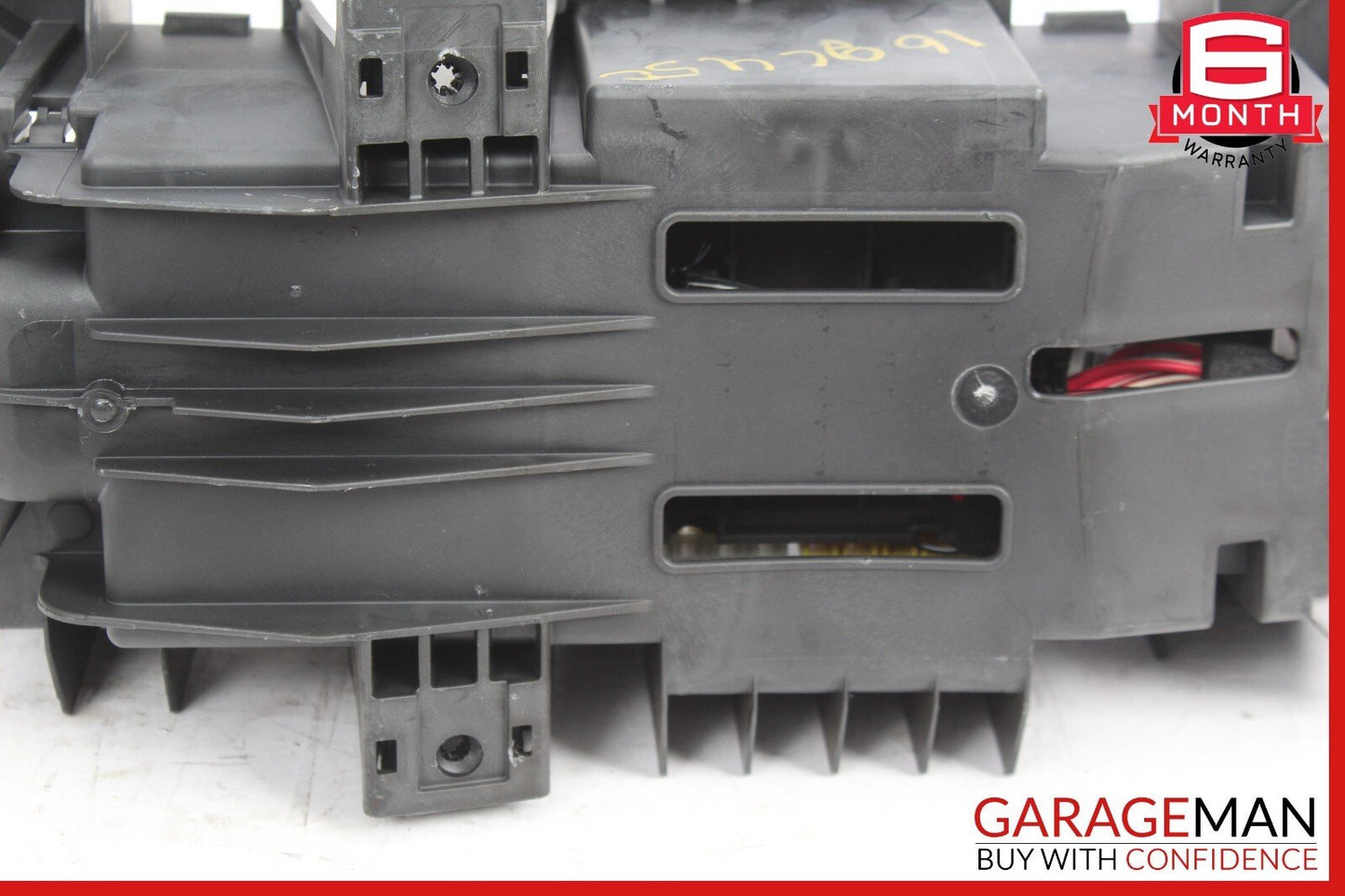 12-16 Mercedes X166 GL450 GL550 ML550 Rear Relay Fuse Box 1669063901 OEM
