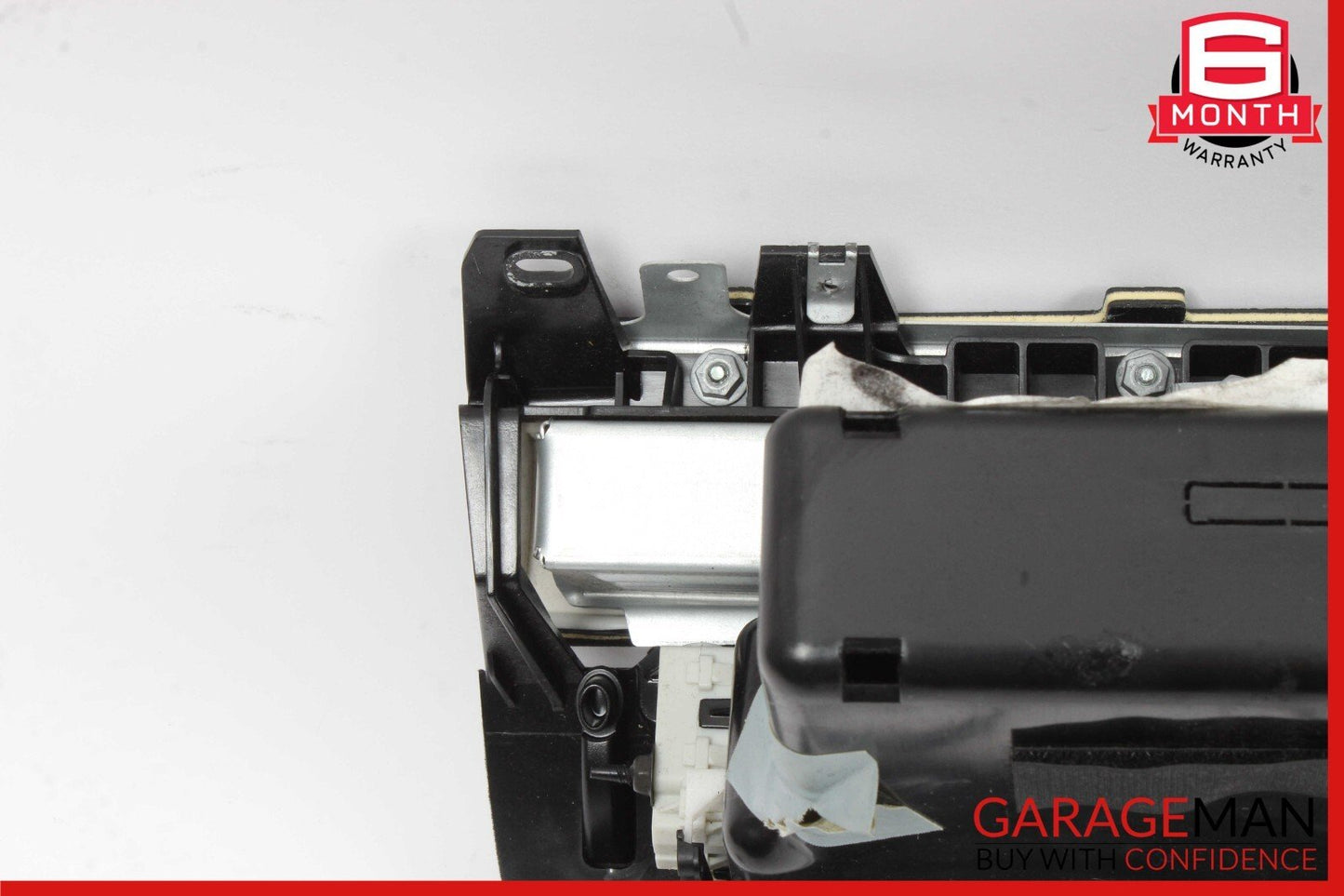 05-11 Mercedes R171 SLK300 SLK350 SLK55 Dash Dashboard Glove Box Storage Assy