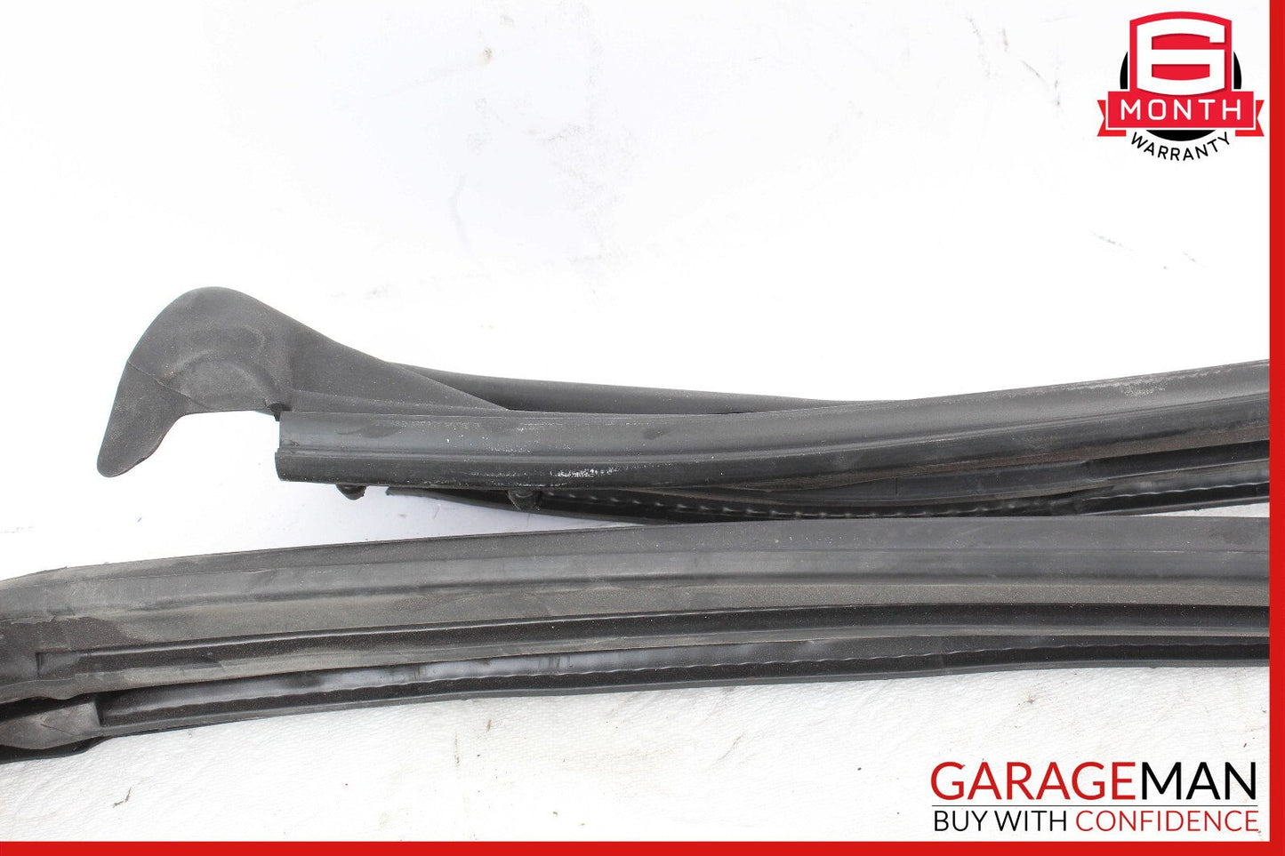 15-18 Ferrari California T Front Windshield Upper Seal Gasket Weather Strip OEM