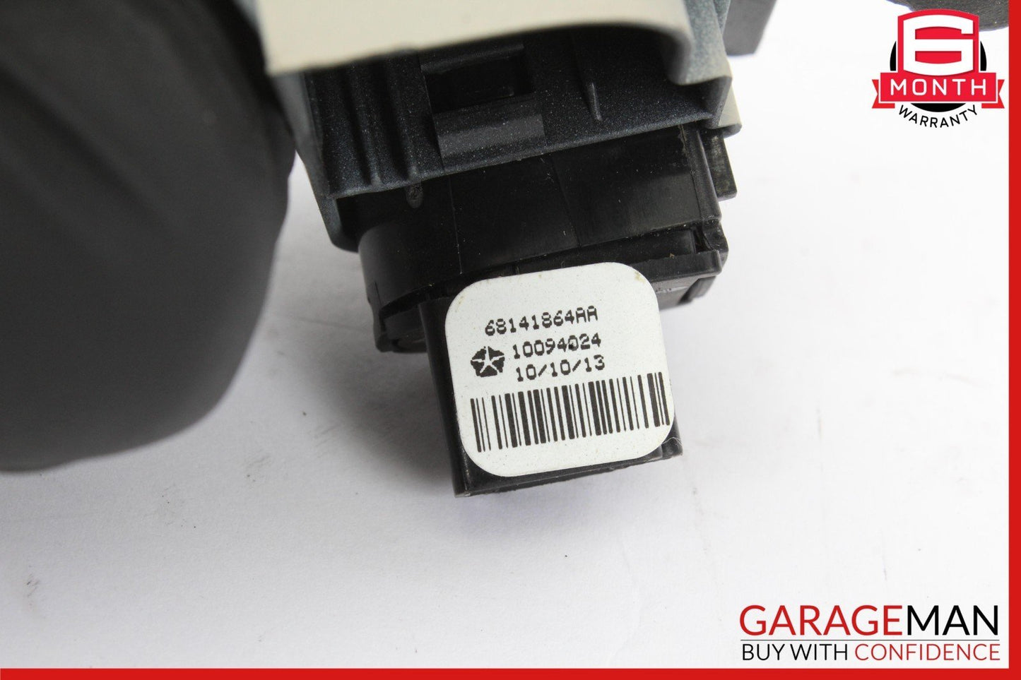 14-17 Maserati Quattroporte M156 Trunk Lid Release Boot Button 68141864AA OEM
