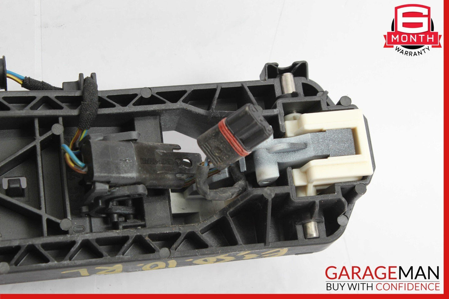 10-13 Mercedes W212 E350 E550 E63 AMG Rear Left Side Exterior Door Handle White