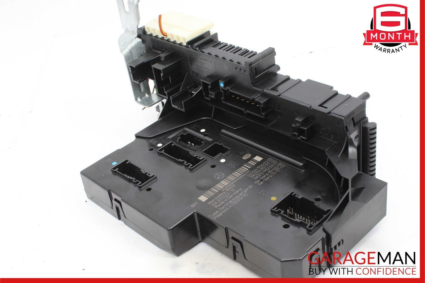 12-14 Mercedes W204 C250 C350 C63 AMG Rear SAM Module Relay Fuse Box Assembly