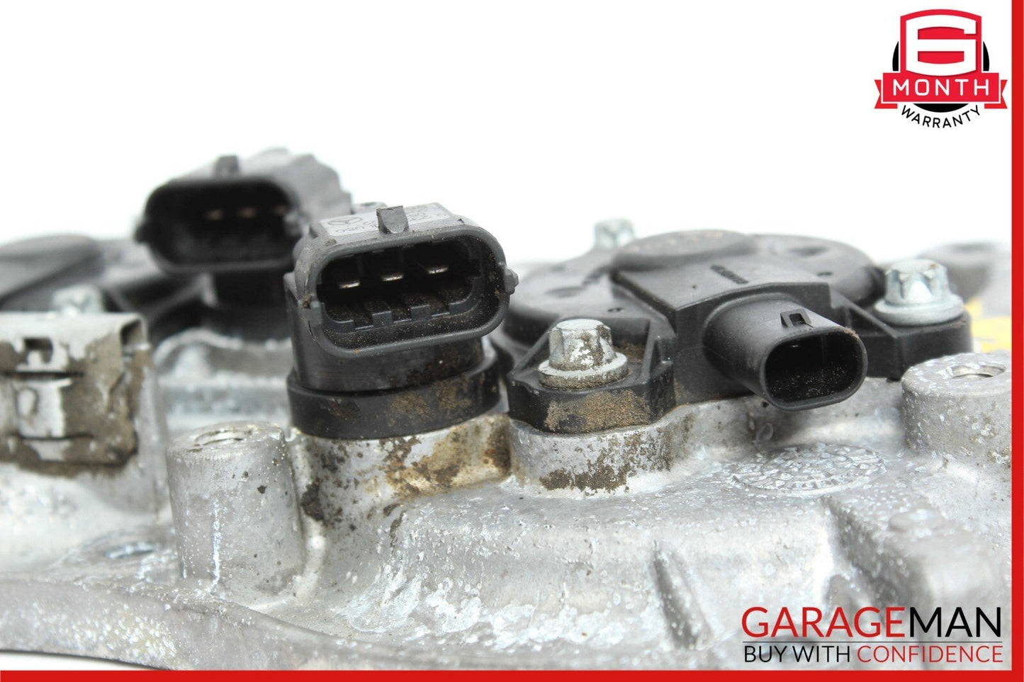 06-10 Mercedes S550 R350 C300 Front Left Engine Timing Chain Valve Cover Plate