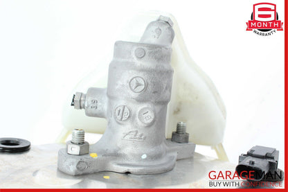 15-18 Mercedes W205 C300 C400 Power Brake Booster Master Cylinder Reservoir Assy