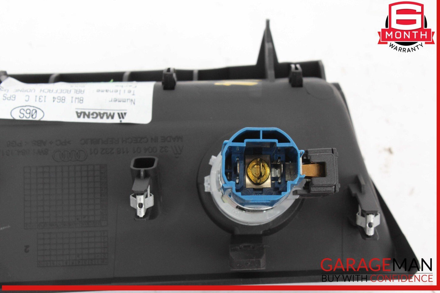 17-24 Audi A4 Quattro Center Consle Storage Tray w/ Power Outlet & Key OEM