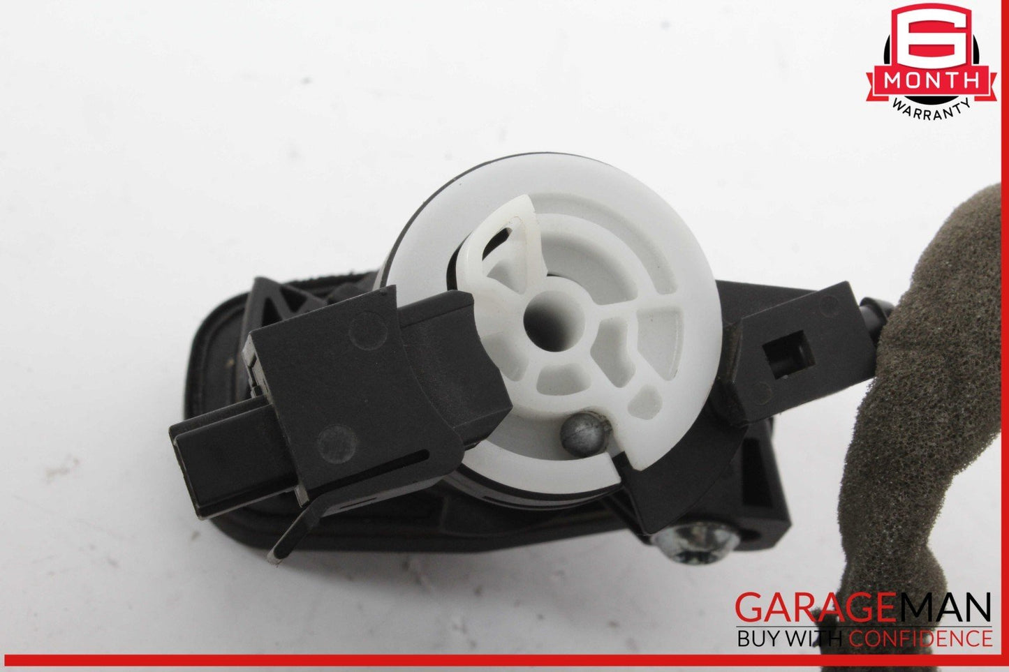 08-17 Mercedes W204 C300 E350 Trunk Lid Latch Lock Actuator 2047500261 OEM