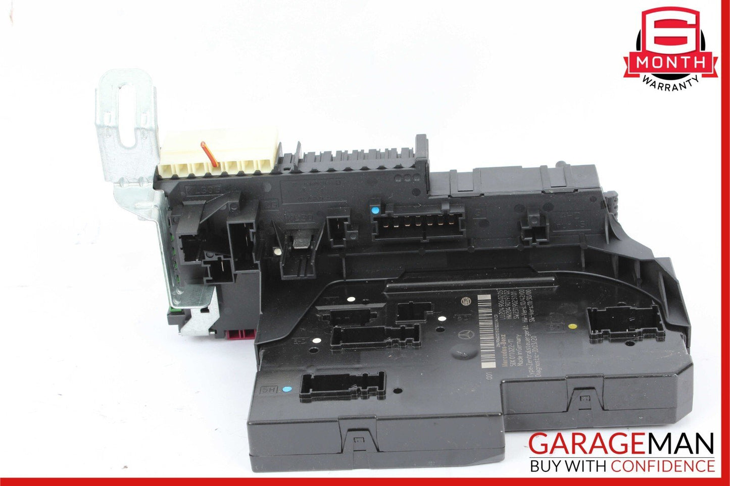 12-14 Mercedes W204 C350 C300 C63 AMG Rear SAM Fuse Relay Junction Box Assembly