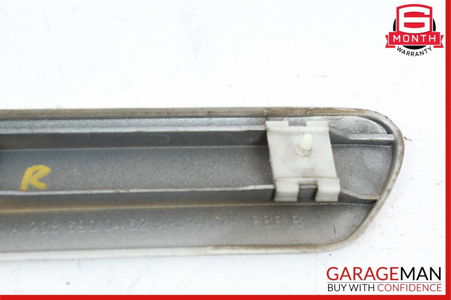98-03 Mercedes W208 CLK430 CLK320 Rear Right Quarter Molding Trim 2086900462 OEM