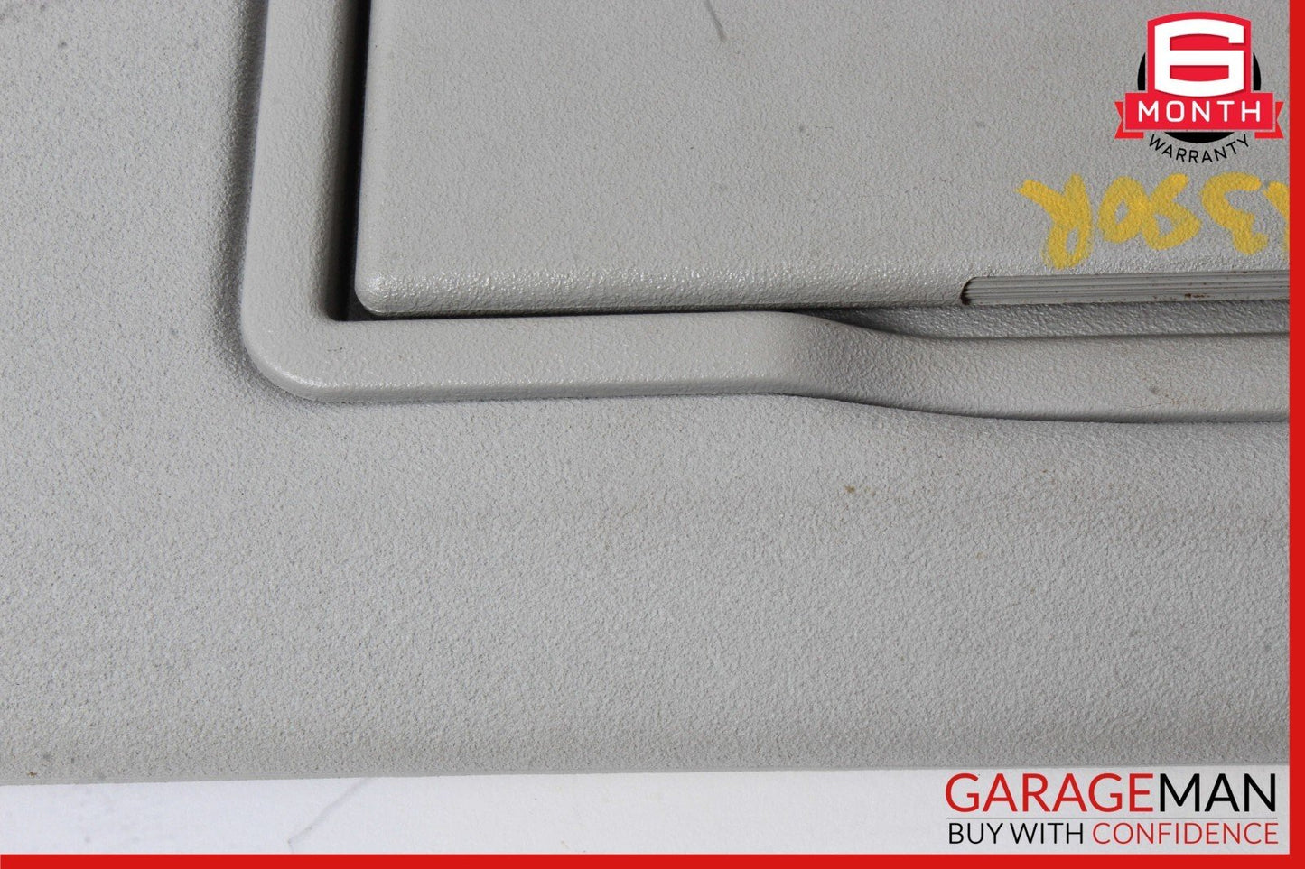 09-13 Mercedes W251 R350 R320 Front Right Side Sun Visor Sun Shade Gray