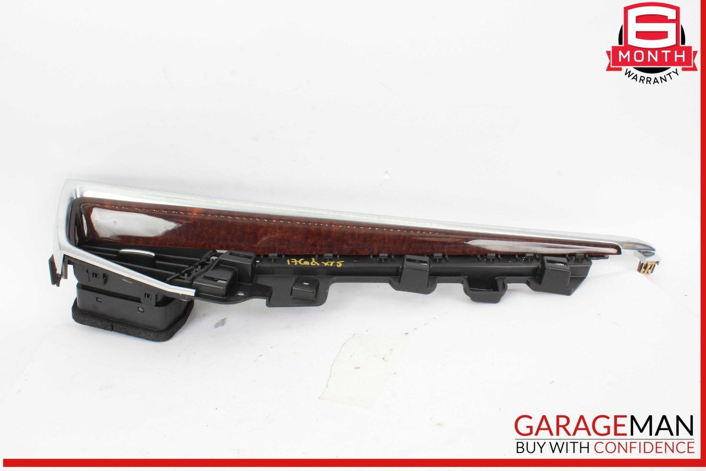 17-20 Cadillac XT5 Front Right Side Dash Trim Bezel Panel w/ AC Air Vent OEM