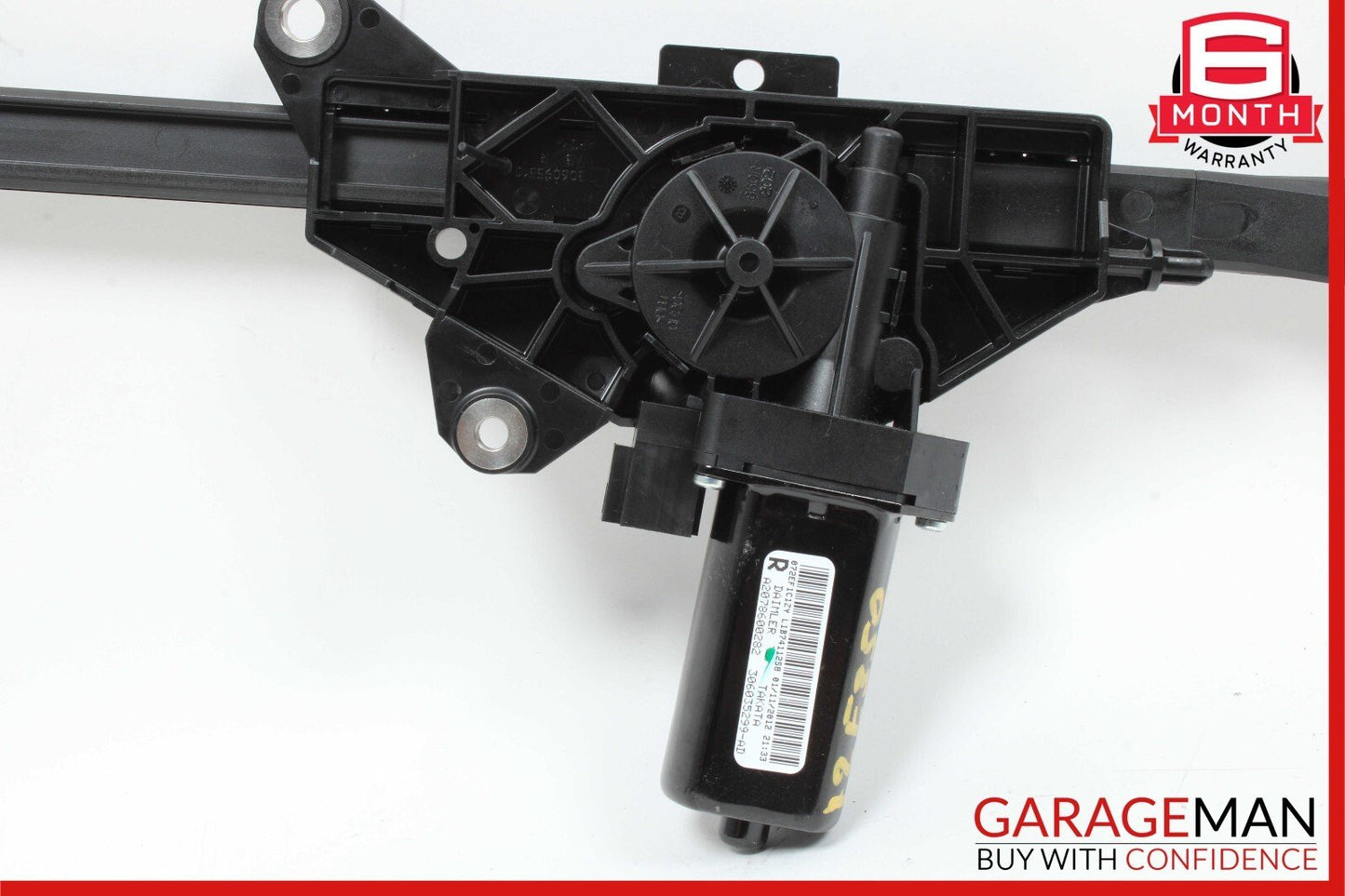 10-17 Mercedes W207 E350 E550 Front Right Side Seat Belt Feeder Retractor OEM