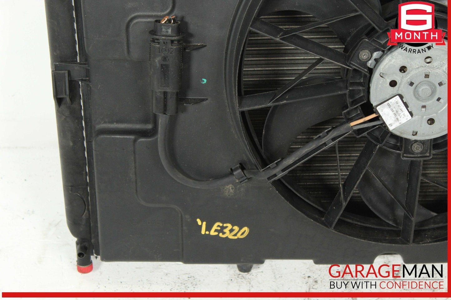 98-02 Mercedes W210 E320 Engine Motor Cooling Radiator Assembly OEM