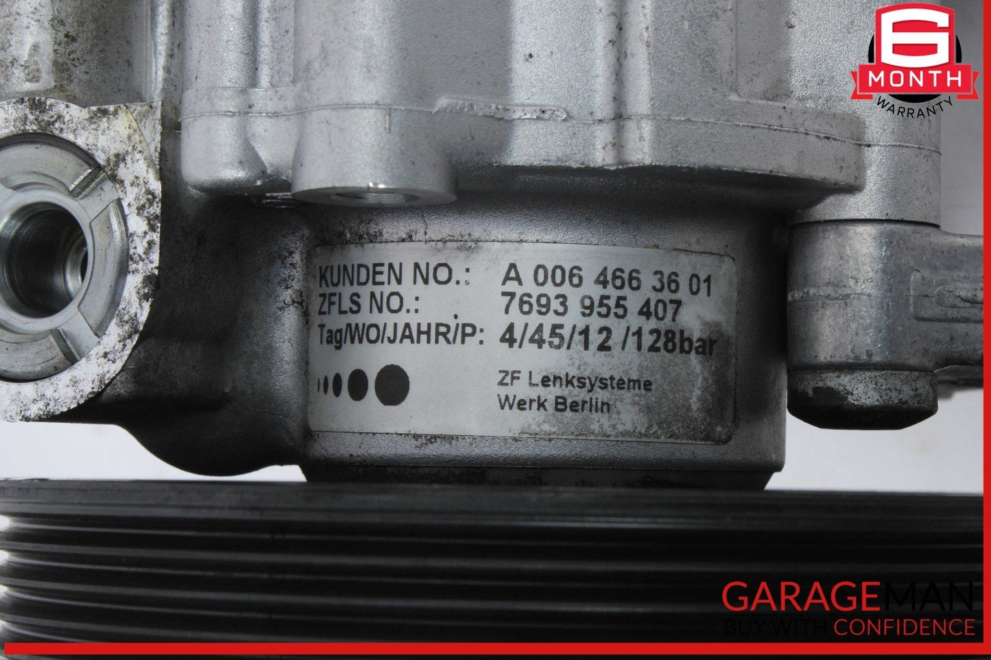 12-15 Mercedes W204 C250 CGI Power Steering Pump 0064663601 OEM