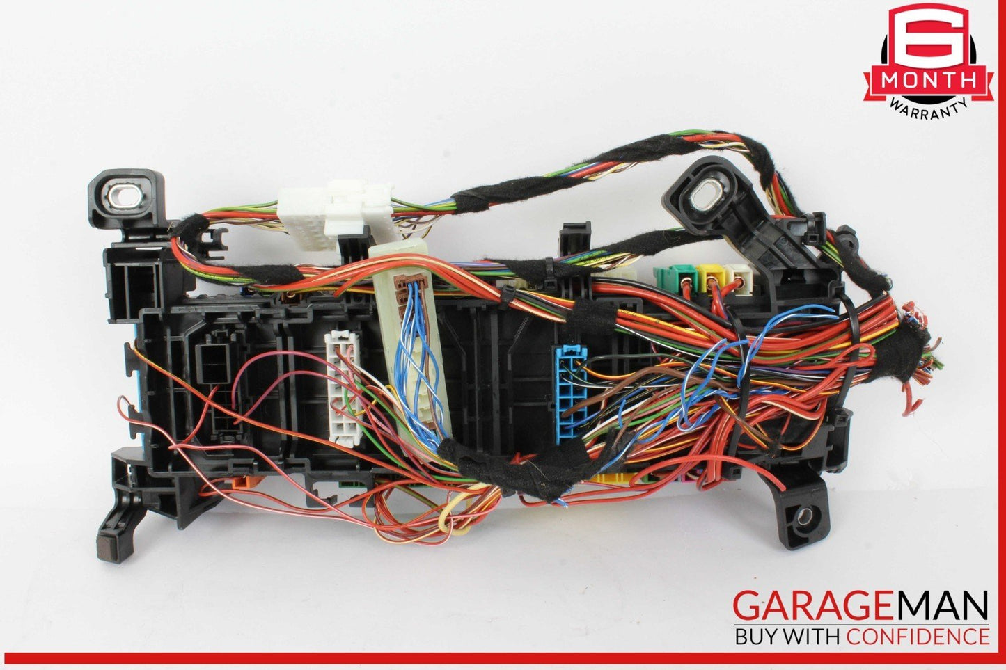 14-20 Mercedes W117 CLA250 GLA250 Front Right Interior Relay Fuse Box Assembly