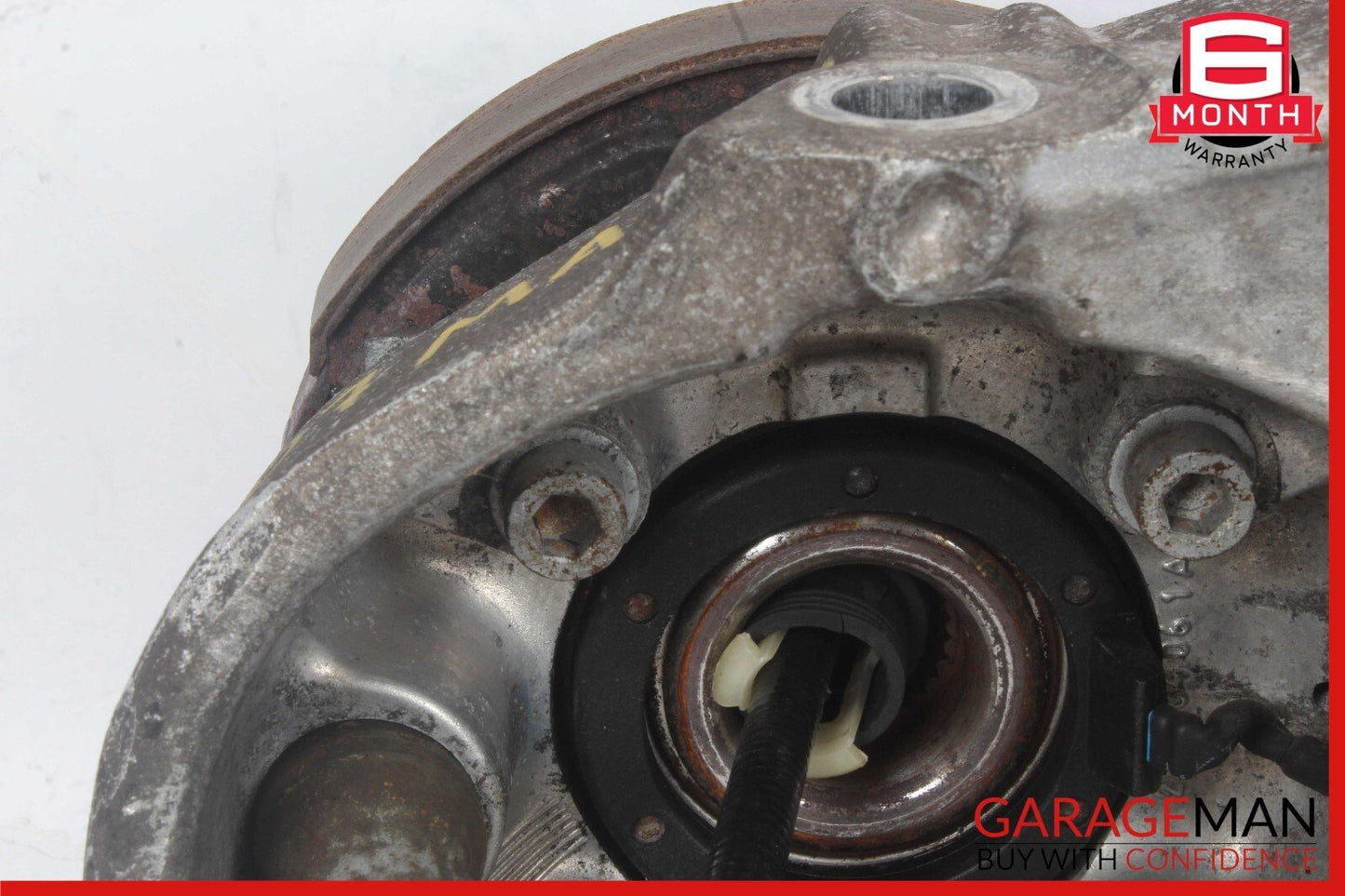 06-10 Maserati Quattroporte M139 Rear Right Side Spindle Knuckle Hub OEM