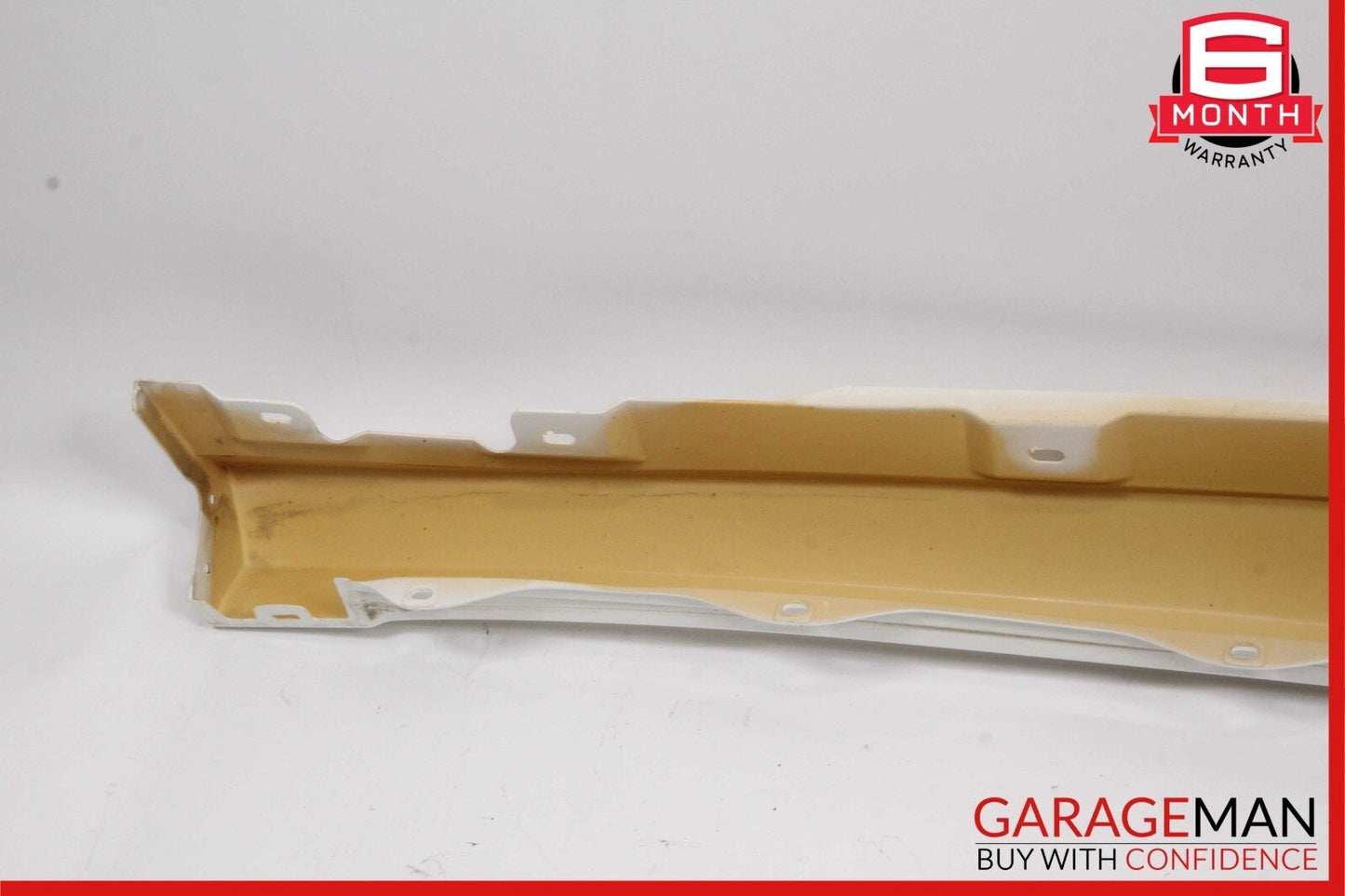 06-13 Mercedes W251 R350 Left Driver Side Rocker Skirt Molding Panel White