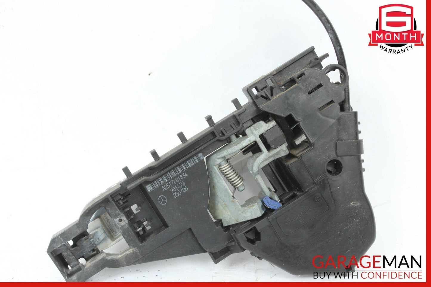 06-13 Mercedes W251 R320 GL320 Front Right Side Exterior Door Handle White