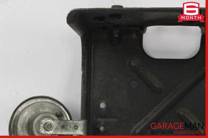06-13 Mercedes W251 R350 Front Center Core Radiator Support Horn Bracket Assy