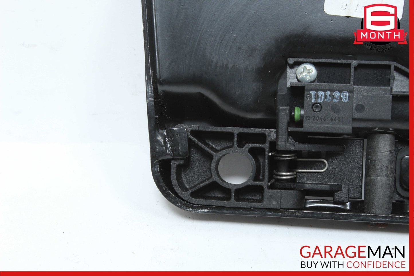 03-09 Mercedes W209 CLK500 CLK550 Front Right Side Top Roof Lock Latch Cover