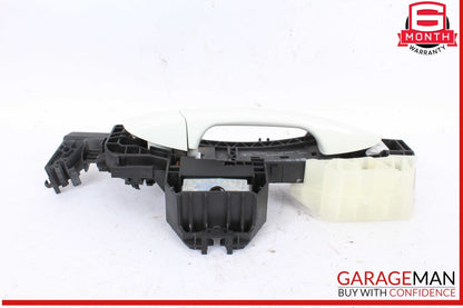 14-19 Mercedes W117 CLA250 Rear Right Side Exterior Door Handle Keyless Go OEM