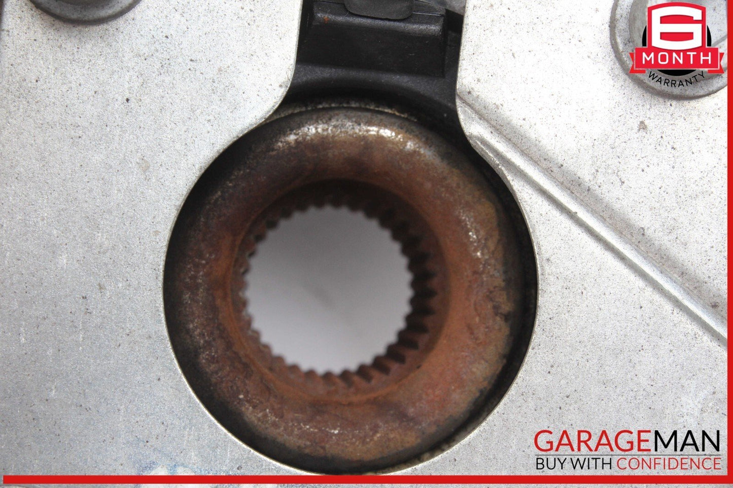 03-10 Maserati GranTurismo M145 Front Right Side Spindle Knuckle Hub OEM