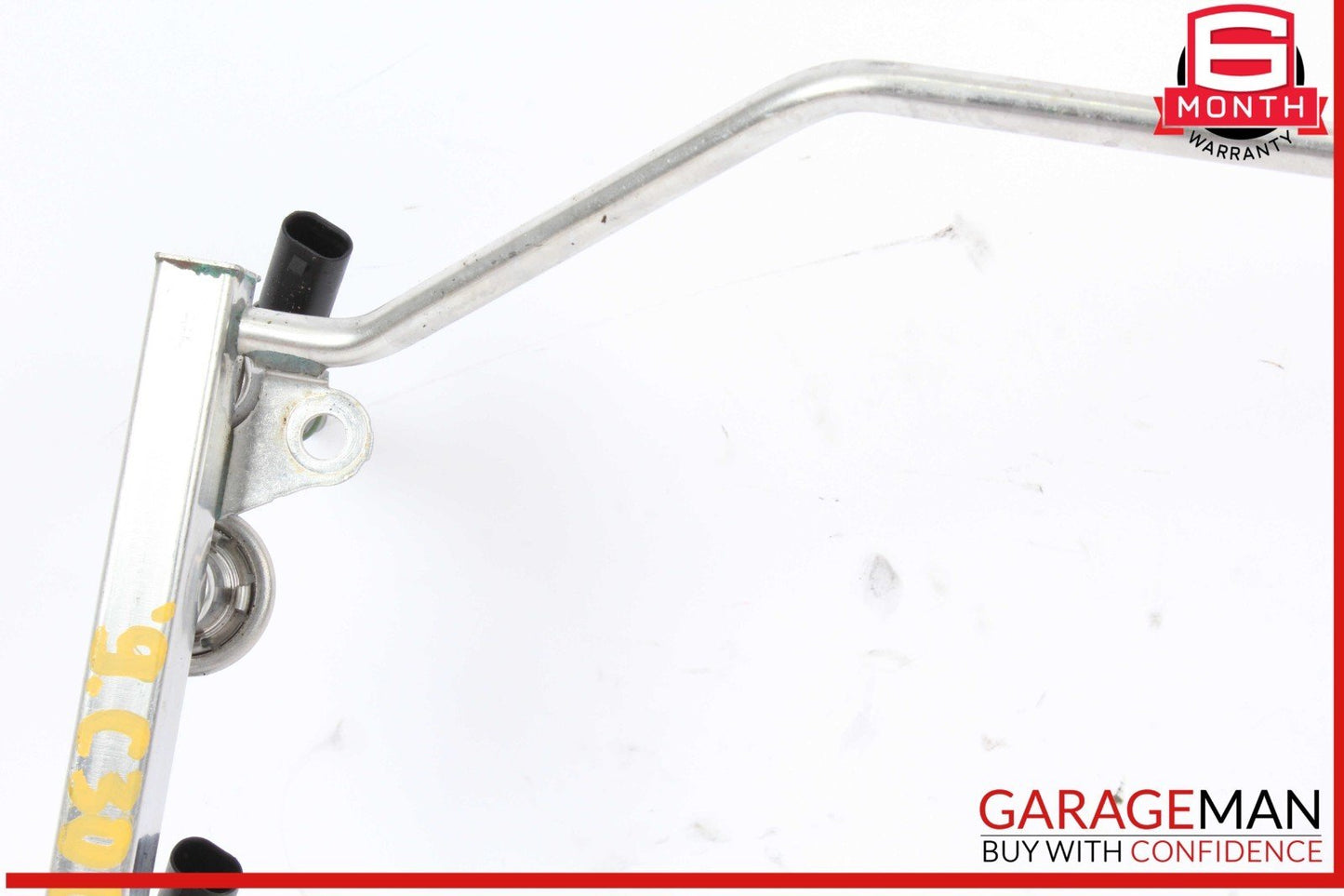 05-12 Mercedes W204 C300 E350 SLK300 Fuel Injector Rail w/ Fuel Injectors OEM