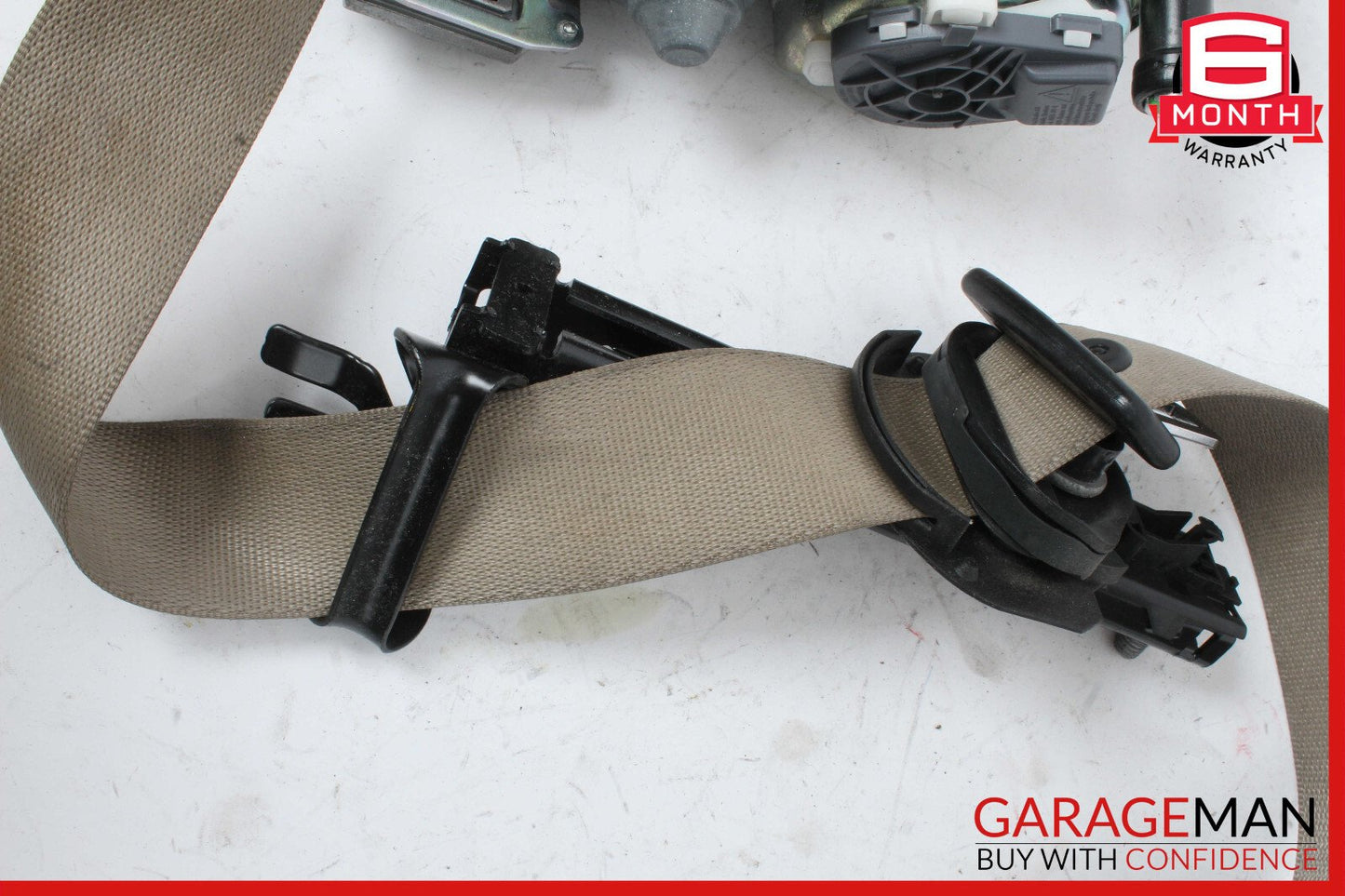10-13 Mercedes W212 E350 Front Left Side Seatbelt Seat Belt Retractor OEM