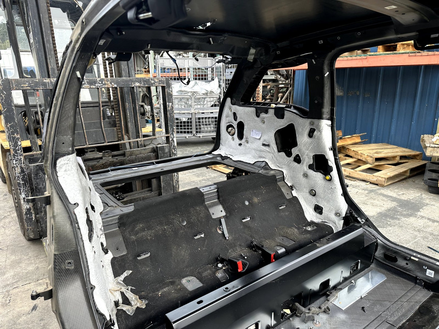 14-20 BMW i3 Carbon Fiber Frame Body Shell Assembly NOT DAMAGED