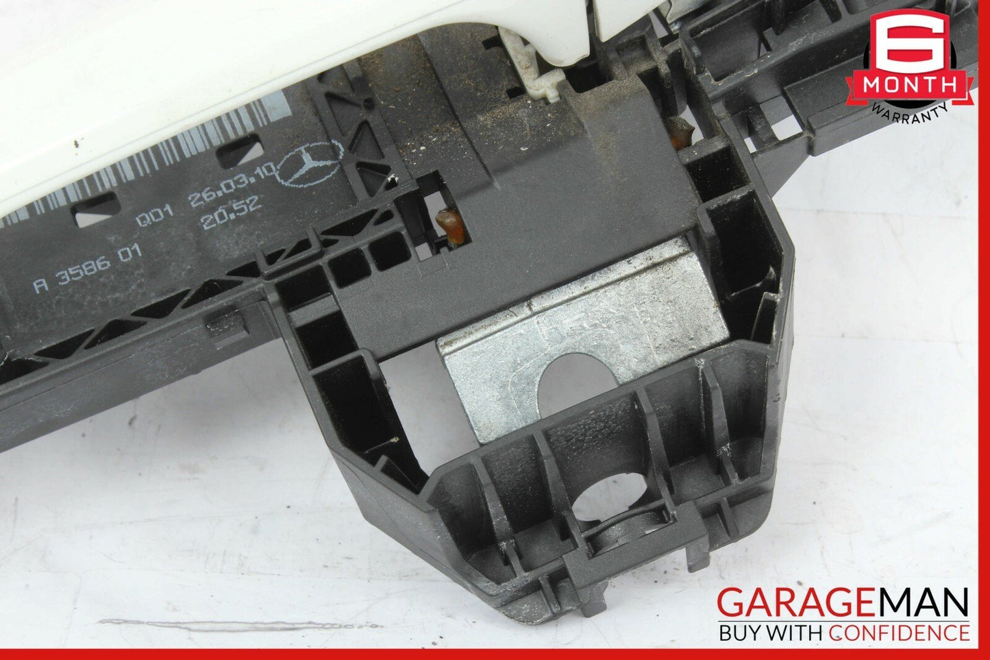 08-11 Mercedes W212 E350 Rear Left Driver Side Exterior Door Handle White OEM