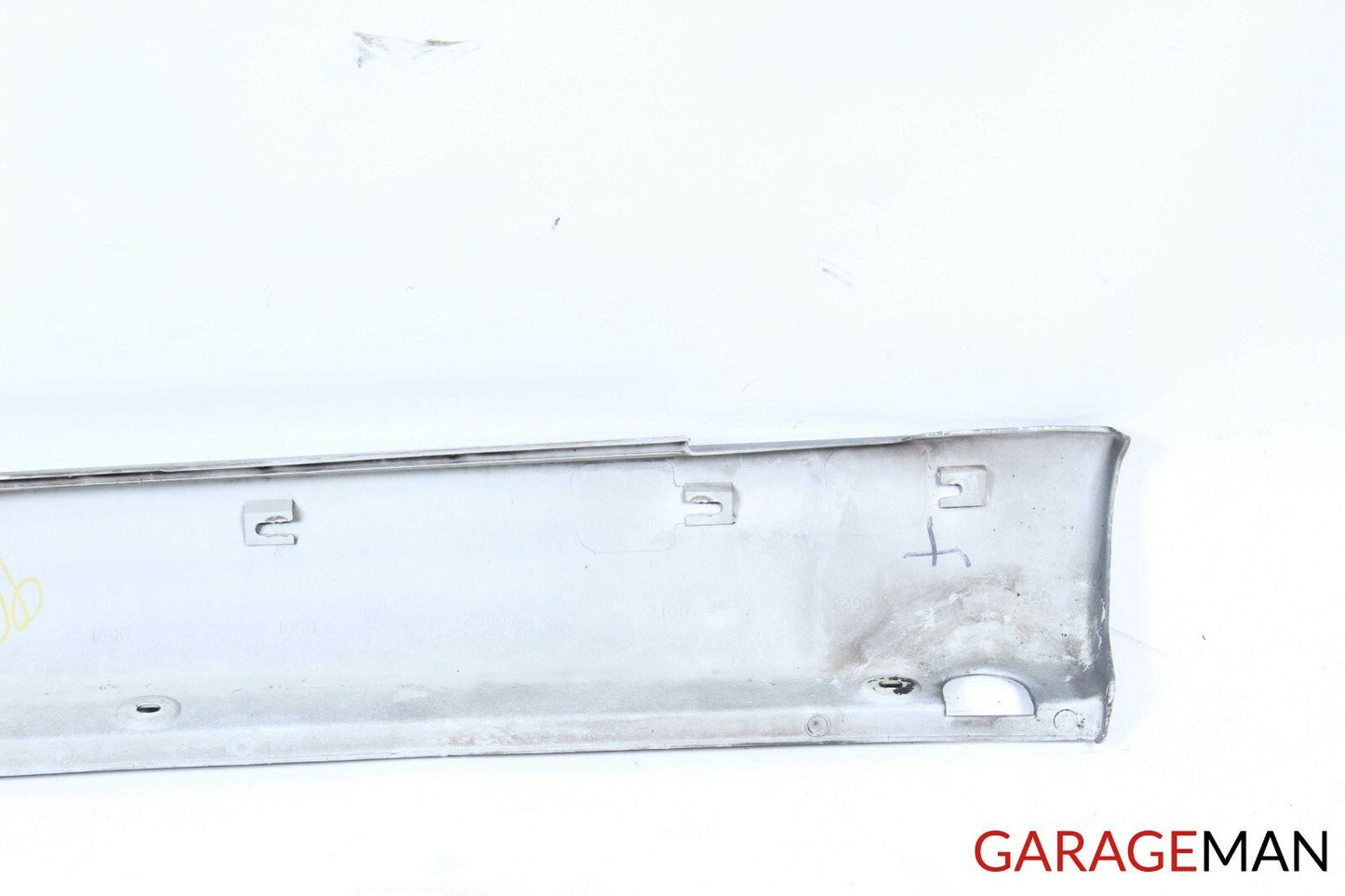 98-05 Mercedes W163 ML320 ML500 Right Passenger Side Rocker Skirt Moulding Panel