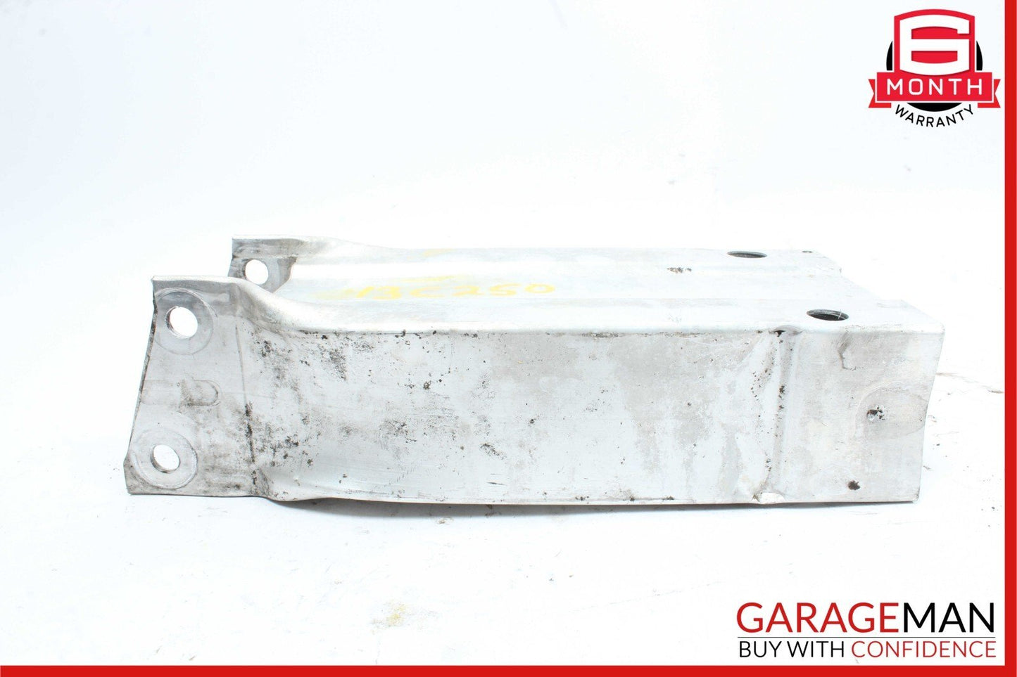 08-14 Mercedes W204 C250 C300 Right Side Bumper Reinforcement Impact Bar Bracket